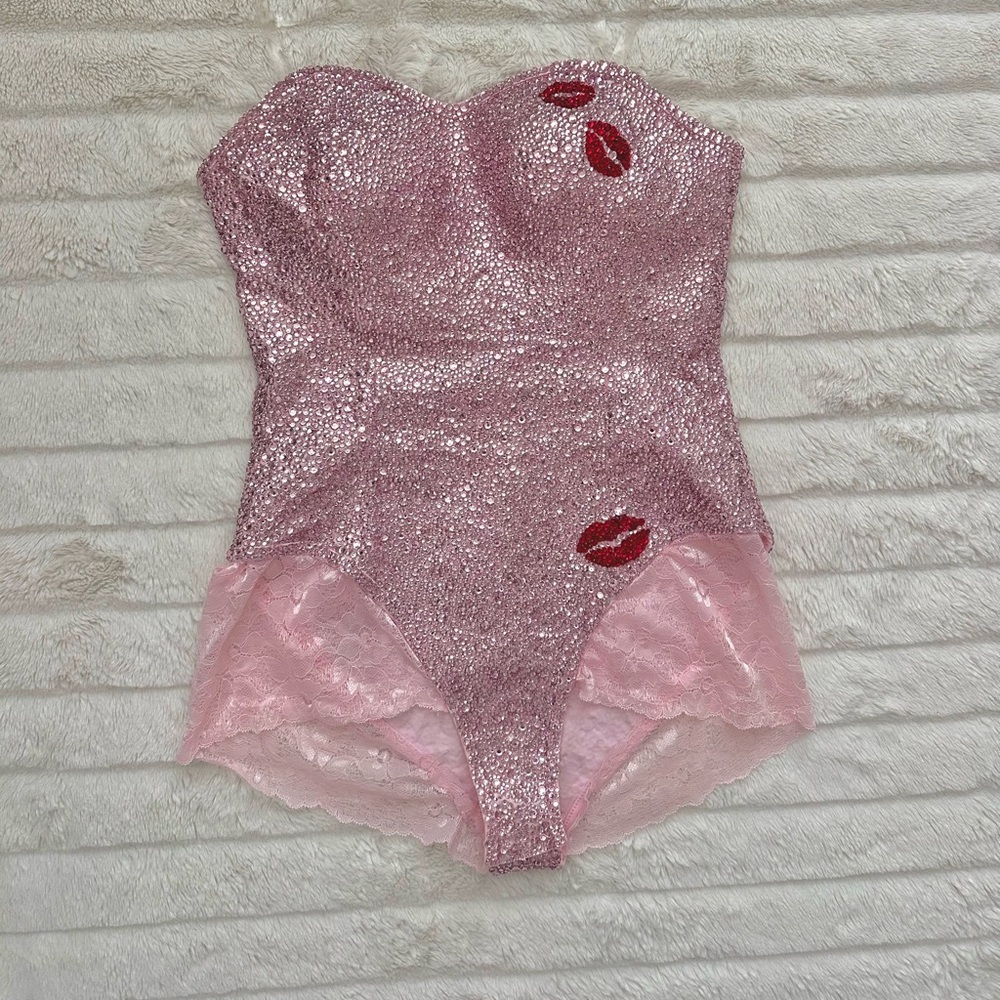 Sabrina Carpenter inspired body suit